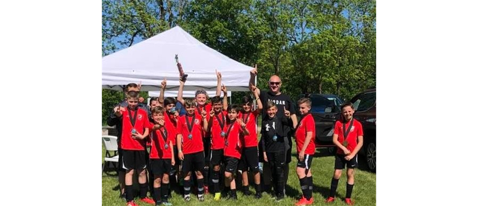 2010 boys = Champions